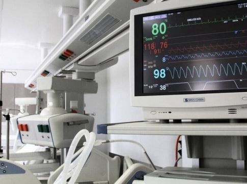 Κορονοϊός: ΙΣΑ – Χρειάζονται 2.000 κλίνες ΜΕΘ στην κορύφωση της πανδημίας