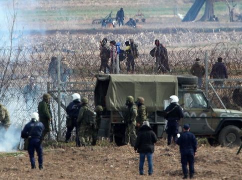 Oρδές! Πόσες παράνομες είσοδοι αποτράπηκαν στον Έβρο ως τώρα