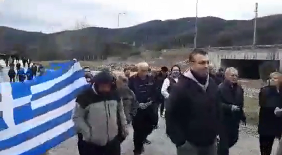 Ένταση στις Σέρρες – Οι κάτοικοι αντιδρούν στην κλειστή δομή