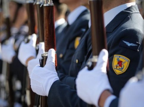 Fake news το μήνυμα για δήθεν επιστράτευση, λέει το ΓΕΕΘΑ