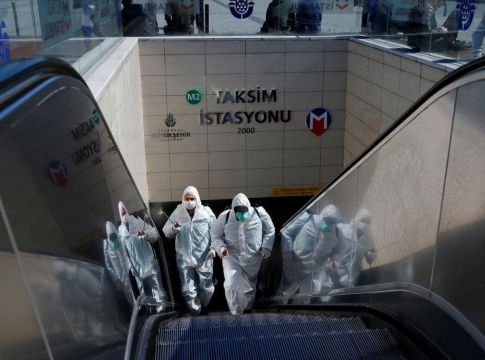 Τουρκία: «Επελαύνει» ο κορωνοϊός