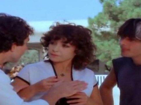 Βίνα Ασίκη: Η ακαταμάχητη πρωταγωνίστρια της βιντεοκασέτας, τα δικαστήρια και η απόσυρση από τη δημοσιότητα