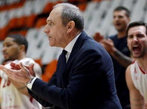 Σε καραντίνα η Αρμάνι Μιλάνο