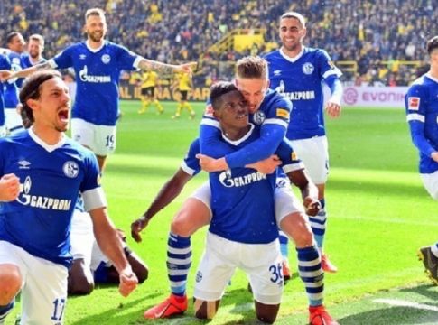 Οι παίκτες της Σάλκε δίνουν μέρος του μισθού τους για τις ανάγκες του συλλόγου