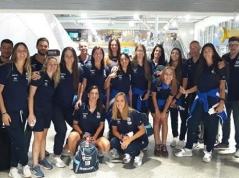 Η αποστολή της Εθνικής γυναικών για τον αγώνα με την Ιρλανδία