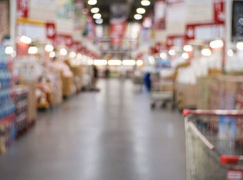 Κορονοϊός ΗΠΑ: Άνδρας απείλησε να πυροβολήσει εναντίον όσων δεν φορούσαν μάσκα σε σούπερ μάρκετ