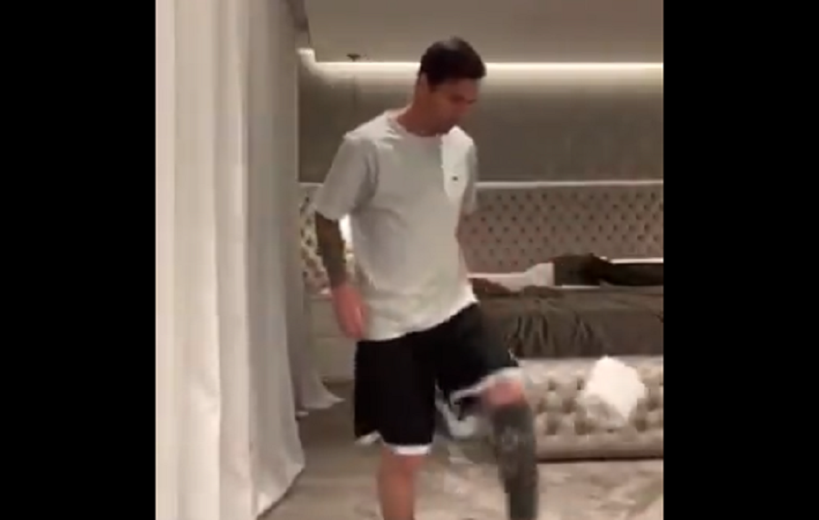 Άπαιχτος και στο «toilet paper challenge» ο Μέσι (vid)