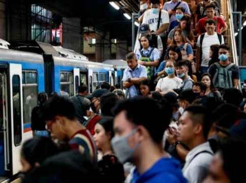 Κοροναϊός: Η μετάδοση του στα μέσα μαζικής μεταφοράς και τις συγκοινωνίες