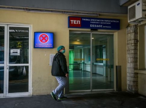 Αποκαλυπτικά στοιχεία για τον κοροναϊό στην Ελλάδα – Πώς κινήθηκε ο φονικός ιός μέχρι σήμερα [γραφήματα]