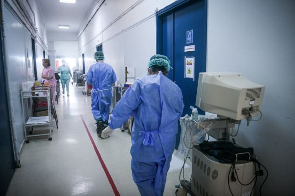 Θετική στο κορωνοϊό νοσηλεύτρια στο «Έλενα» – Σε καραντίνα 14 εργαζόμενοι