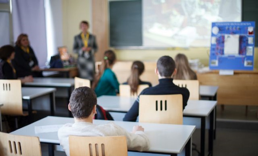 Κορωνοϊός: Επέκταση του διδακτικού έτους μέχρι τις 12 Ιουνίου για Γυμνάσια -Λύκεια