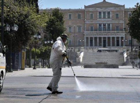 Δημοσκόπηση Marc: Αυτός είναι ο δημοφιλέστερος Έλληνας λόγω κορωνοϊού