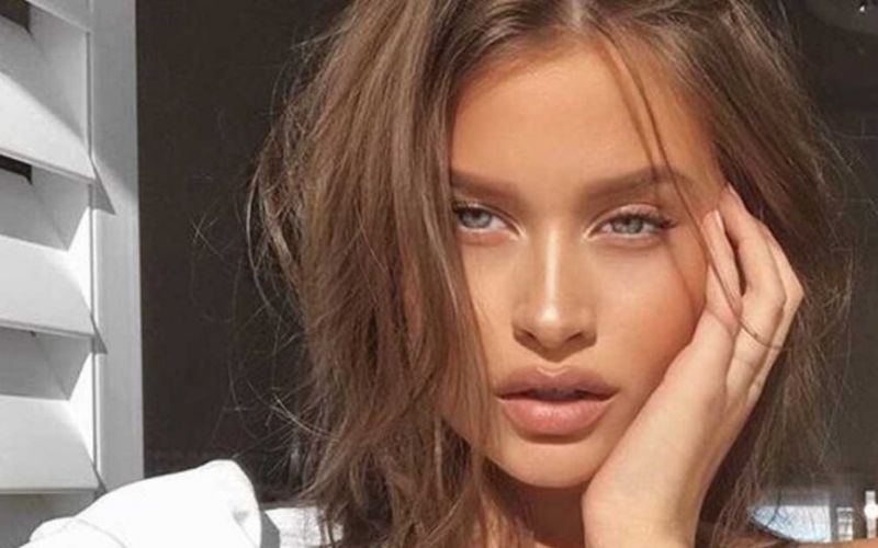 Η Lexi Wood είναι «καυτή» και το ξέρει… (pics)