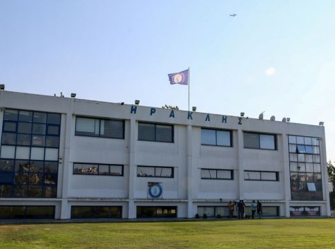 ΤΑΑ Ηρακλής: «Μένουμε σπίτι για να βρεθούμε στο γήπεδο»