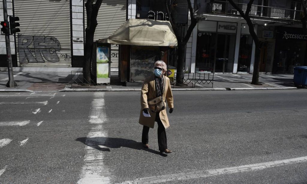 Κορονοϊός: Ποια κανονικότητα; Δείτε τι προβλέπει Έλληνας καθηγητής για το Φθινόπωρο