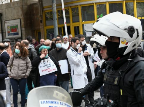 Για ποια Ελλάδα ρε γαμώτο…