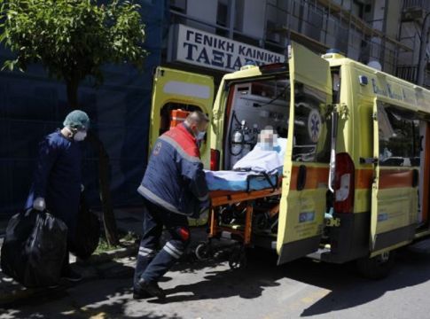 Τρόμος για τις «Κερκόπορτες» του κοροναϊού – Αγωνία σε κυβέρνηση και επιστήμονες