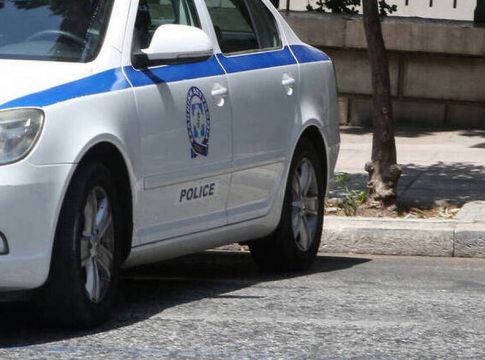 Κορονοϊός: Αφίσα – σοκ στους δρόμους της Αθήνας – Δείτε τι γράφει