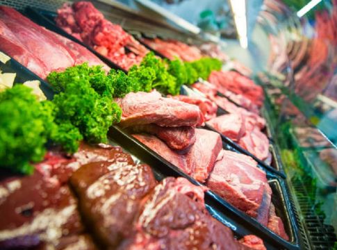 Κορονοϊός: Είναι ασφαλή τα κρέατα και τα ζωικά προϊόντα από τον ιό;