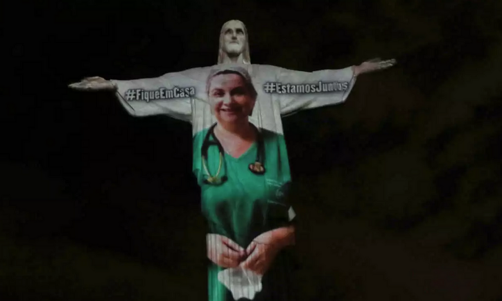 Κορονοϊός – Συγκλονιστικές εικόνες: Η Βραζιλία στέλνει μήνυμα ελπίδας σε όλο τον πλανήτη