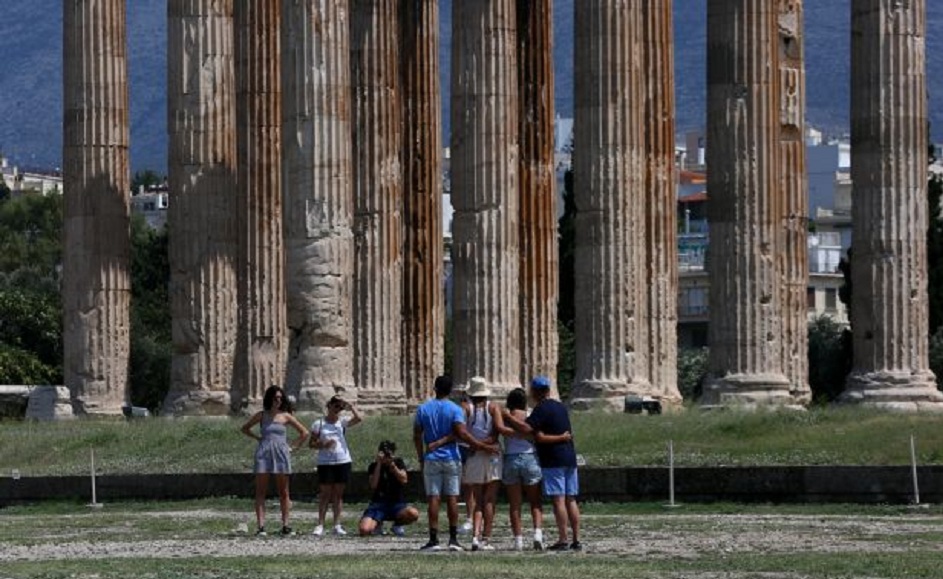 Κοροναϊός : Τουρισμός ο «μεγάλος ασθενής» – SOS εκπέμπουν τα ξενοδοχεία