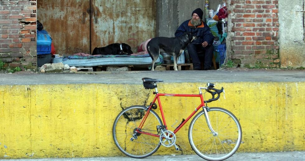 Ρέθυμνο: Πρόστιμο σε άστεγο επειδή κυκλοφορούσε… έξω