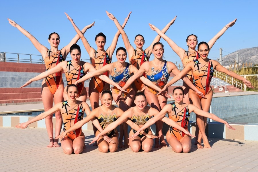 Τα κορίτσια της Εθνικής ομάδας καλλιτεχνικής κολύμβησης εύχονται «Καλό Πάσχα»