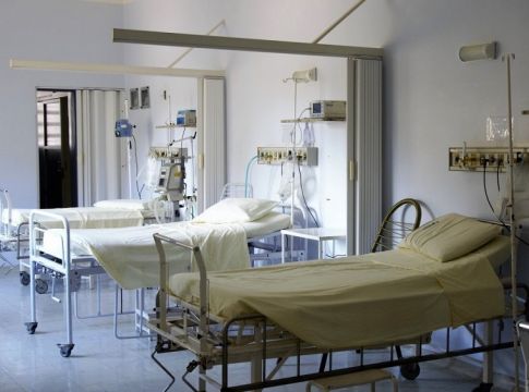 Κορωνοϊός: Ακόμα δύο νεκροί στην Ελλάδα – Στους 98 οι θάνατοι