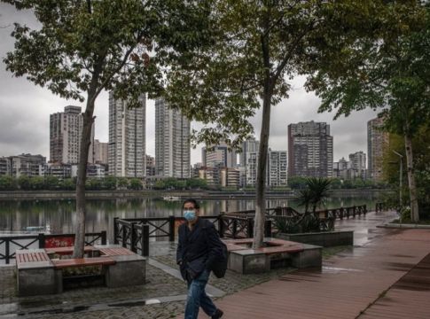 Κορωνοϊός: Ερευνητές του ΕΚΠΑ προέβλεψαν την εξέλιξη της νόσου στη Χουμπέι