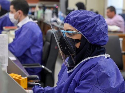 Kορωνοϊός – Έρευνα: Το lockdown μπορεί να πλήξει έναν στους τέσσερις εργαζόμενους στην Ευρώπη
