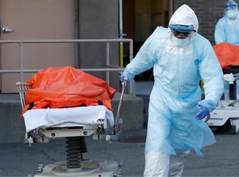 Κορωνοϊός στις ΗΠΑ: Πάνω από 63.000 νεκροί, περισσότεροι από 2.000 θάνατοι σε μία ημέρα
