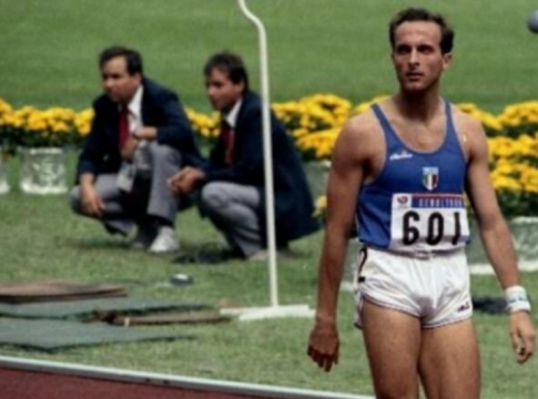 Ο κορωνοϊός «νίκησε» τον Ντονάτο Σάμπια
