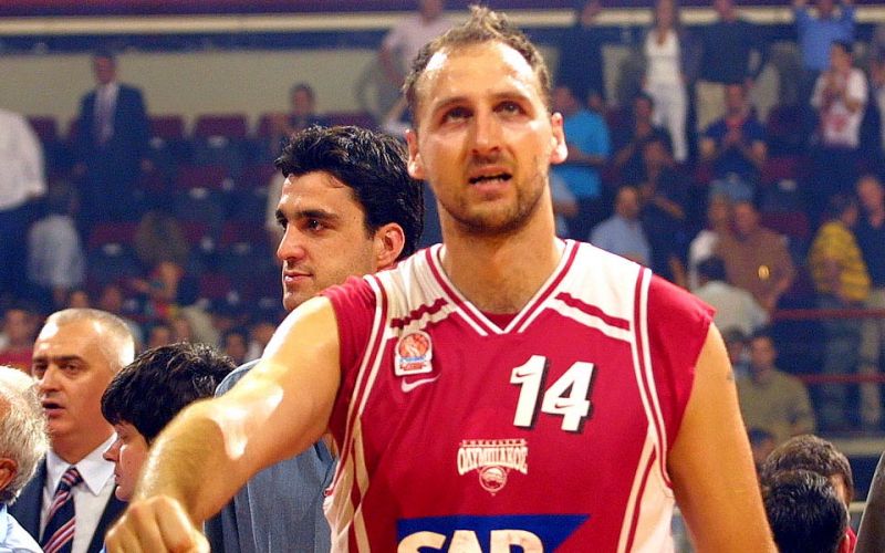 Ράτζα: «Περήφανος που έπαιξα σε Ολυμπιακό και Παναθηναϊκό»