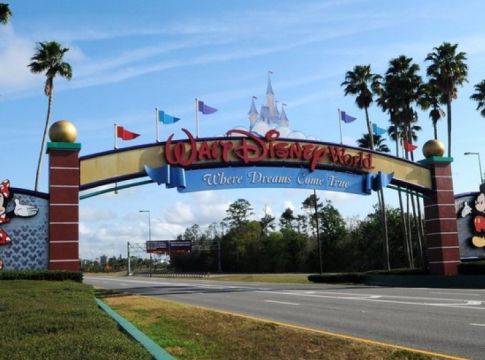 NBA: Σκέψεις να γίνουν τα ματς στη Disney World