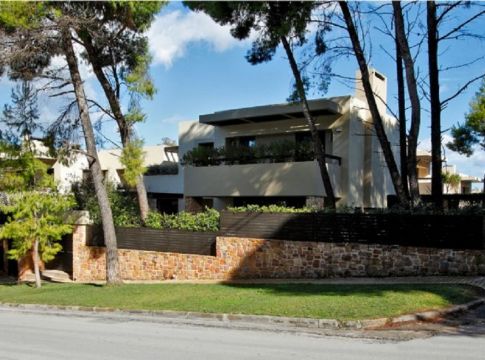 Φοβερό σκηνικό στην Εκάλη λόγω κορωνοϊού και καραντίνας (ΒΙΝΤΕΟ)