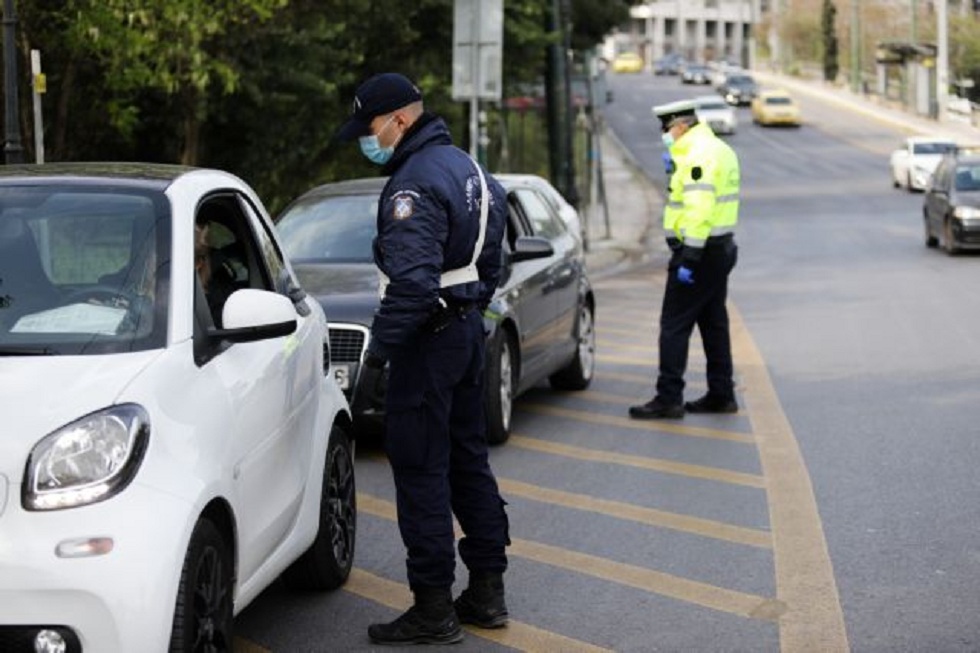 Κορωνοϊός: Μειωμένες οι άσκοπες μετακινήσεις, συνεχίζονται οι έλεγχοι