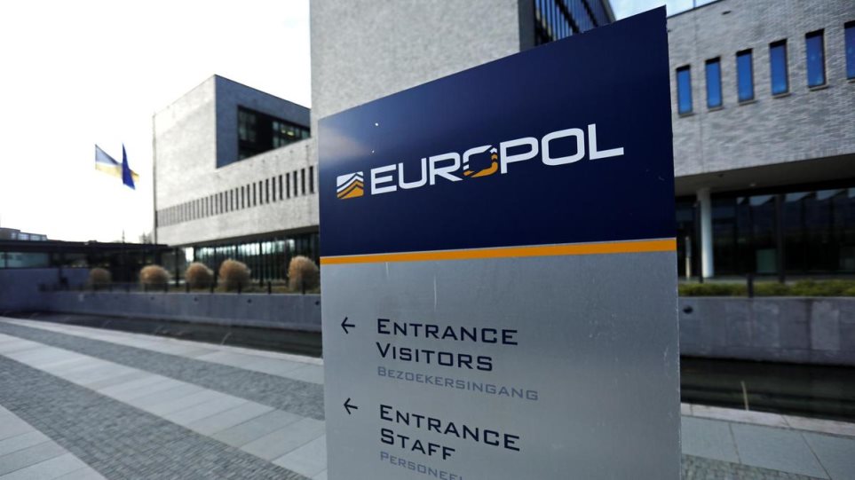 Κορωνοϊός: Η Europol προειδοποιεί για χιλιάδες κρούσματα απάτης