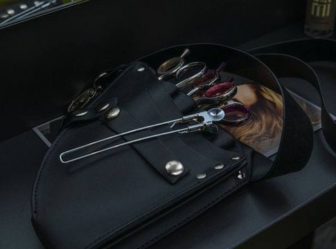 Κορονοϊός: Προσοχή! Δείτε ποιος είναι ο κίνδυνος που κρύβουν τα κομμωτήρια