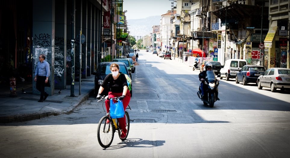 Κρούσματα κορωνοϊού: Υποχωρεί η Ελλάδα στην παγκόσμια λίστα