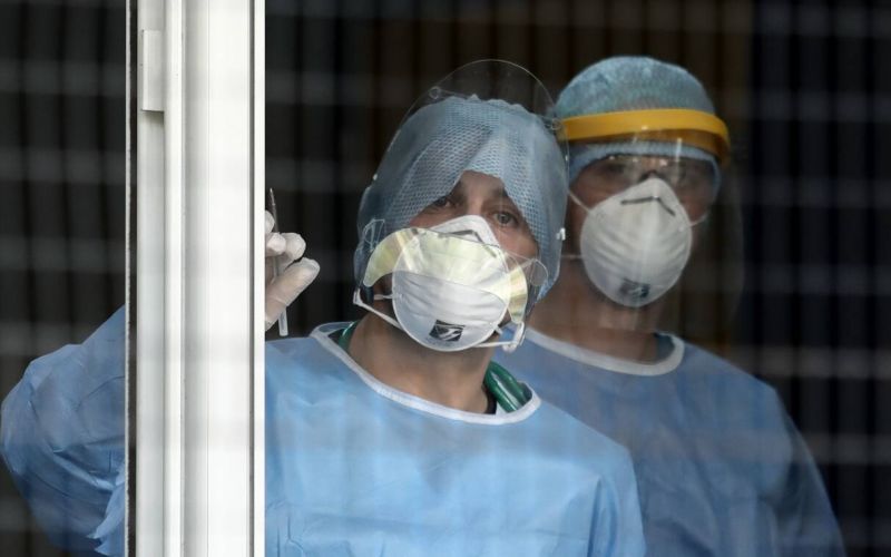 Κορονοϊός: Ξεκινά η δράση των κινητών ομάδων του ΕΟΔΥ – Προτεραιότητα οι ευπαθείς ομάδες