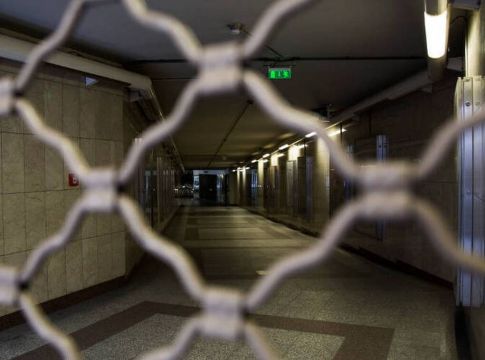 Βοηθός επιβάτη σε σταθμούς – Οι πέντε κανόνες για να χρησιμοποιούμε τα ΜΜΜ
