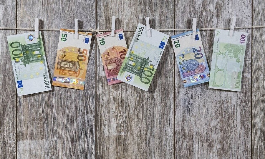 Κορονοϊός – Eπίδομα 600 ευρώ: Ξεκινά η υποβολή αιτήσεων – Ποιοι είναι οι δικαιούχοι