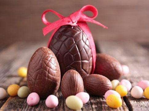 50 τόνοι σοκολατένια αβγά και κουνέλια σε «αναμονή» λόγω κορωνοϊού