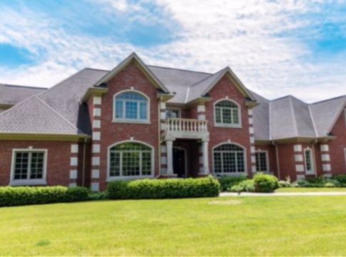 “Καραντίνα για πάντα” στο σπίτι του Γ.Αντεντοκούμπο – Παράδεισος! (BINTEO)