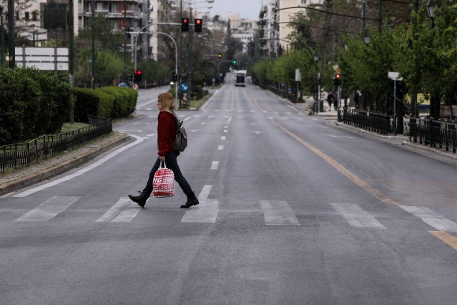 «Κλειδώνει» το σχέδιο για άρση των μέτρων: Τι μελετά η κυβέρνηση για μαγαζιά, σχολεία – Τι θα ισχύσει για τις ευπαθείς ομάδες