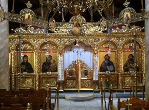 Κορωνοϊός: Κλειστές οι εκκλησίες έως τις 28 Απριλίου