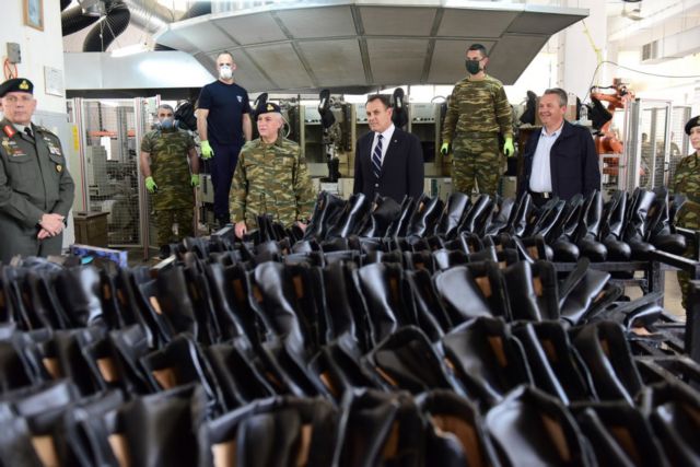 Παναγιωτόπουλος: Κανένα σενάριο εμπλοκής του στρατού στον πόλεμο κατά του κοροναϊού