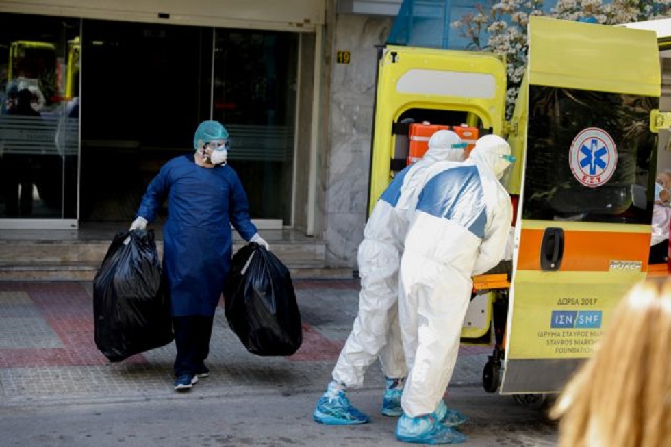 Αυστηρά μέτρα για τις δύο κλινικές: Έλεγχοι και καραντίνα σε γιατρούς και στενές επαφές