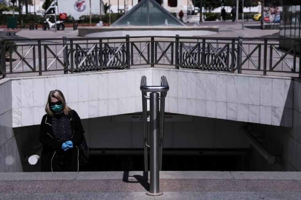 Υποχρεωτική χρήση μάσκας σε πλατείες στην Αττική έως 30 Σεπτεμβρίου