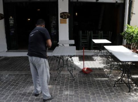 Άρση μέτρων: Την Κυριακή οι ανακοινώσεις για το άνοιγμα της εστίασης